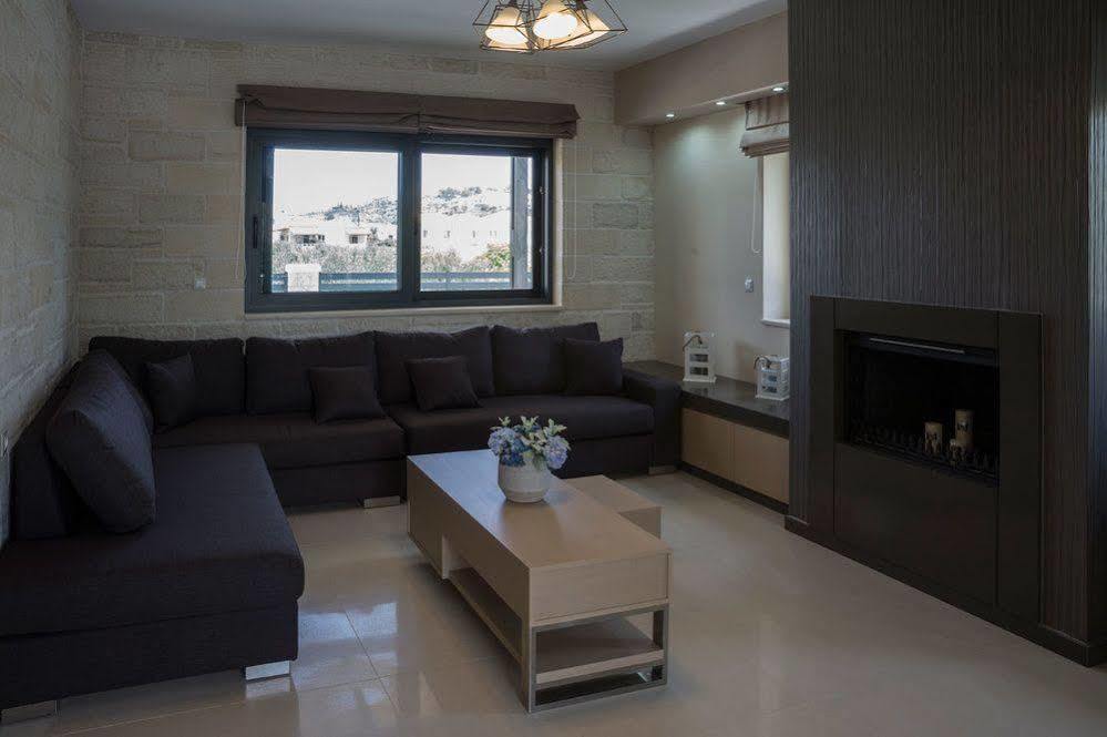 Villa-Azalea Almirida Esterno foto